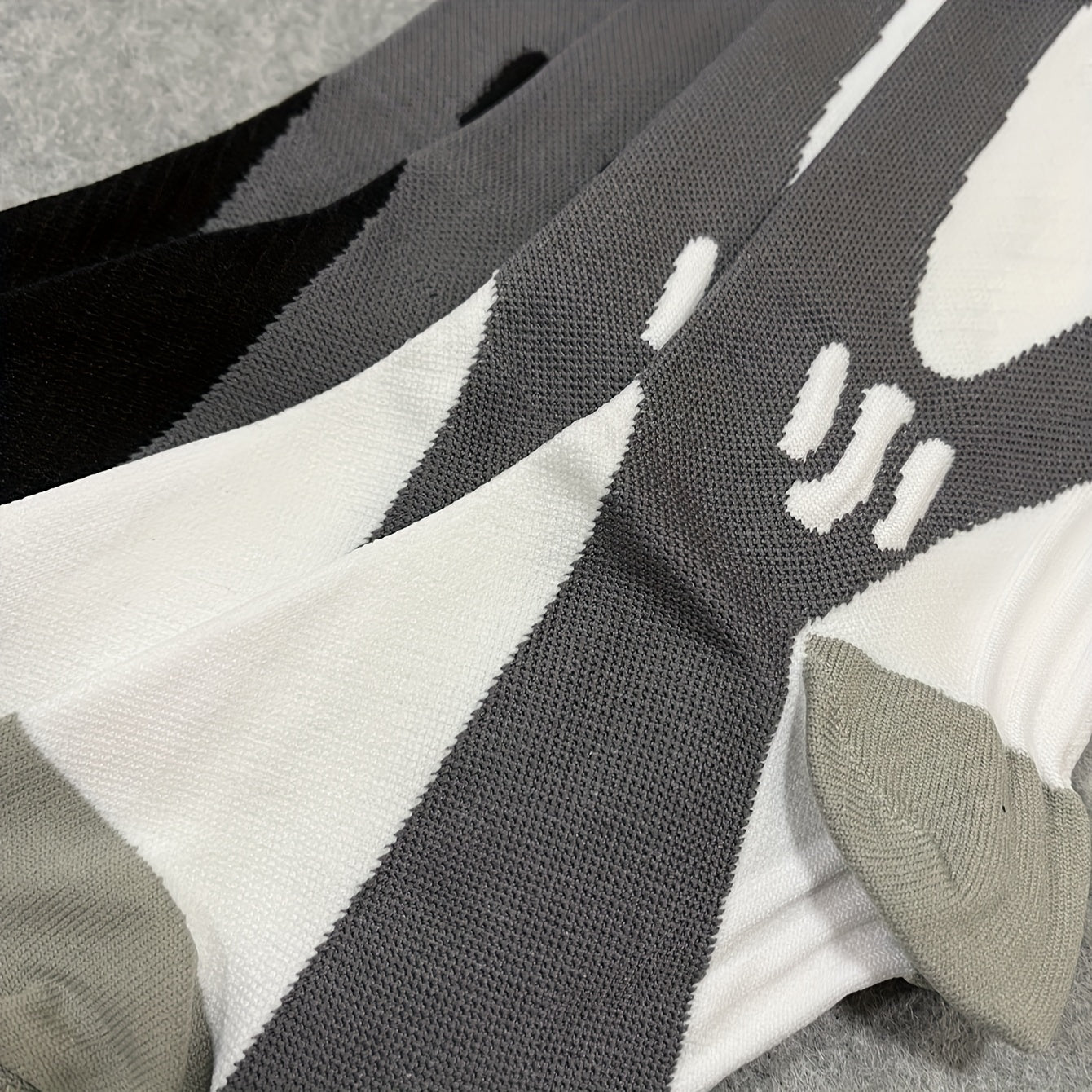 AeroFlex | Stylish Breathable Compression Socks