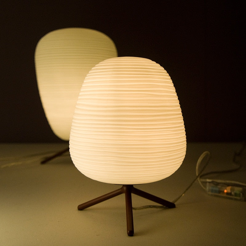 ZenGlow | Elegant Japanese-Inspired Hand-Blown Glass Table Lamp