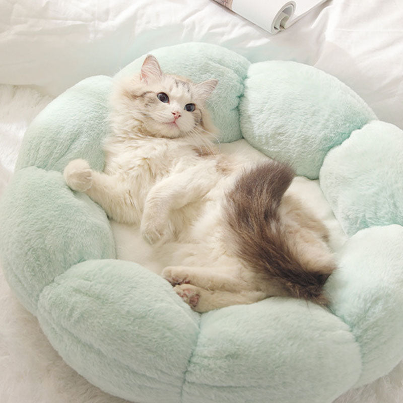 Deep Sleep Flower Shape Cat Bed With Soft Rabbit Fleece And Non-Slip Base
