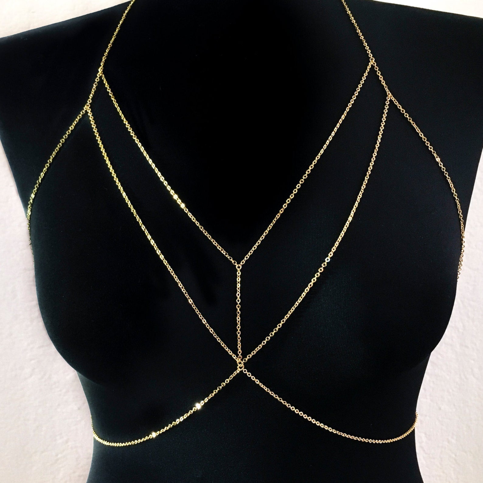 Zetra | Elegant Seductive Body Chain Accessory for Glamorous Looks