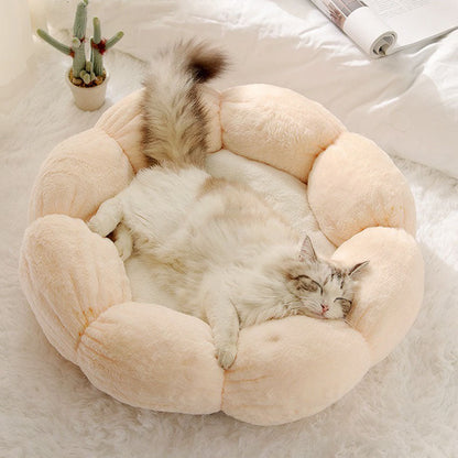 Deep Sleep Flower Shape Cat Bed With Soft Rabbit Fleece And Non-Slip Base